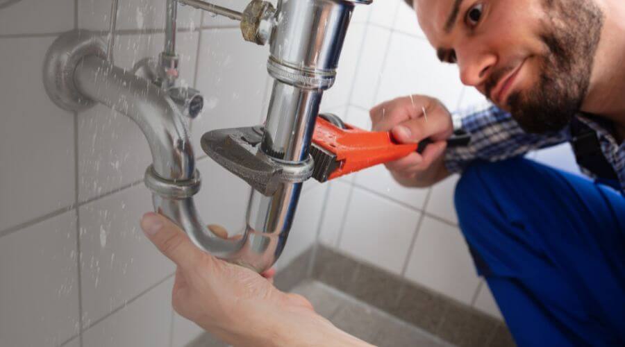 Professional clogged toilet repair in Carrollton, MO